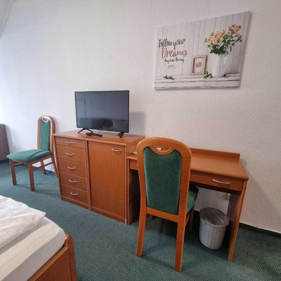 Mueritz-Pension Waren Esterno foto